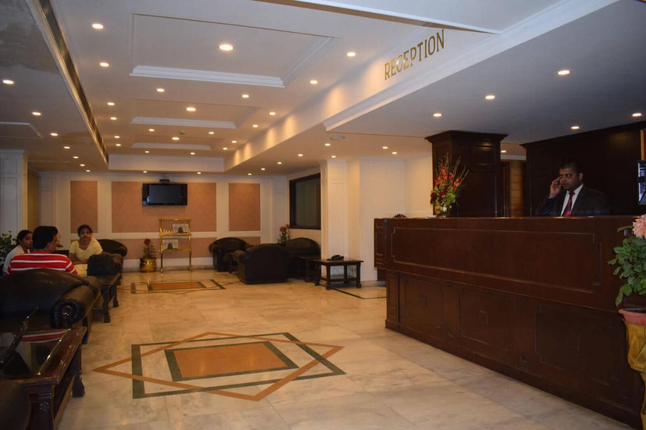 Hotel Vaibhav Varanasi Exterior foto